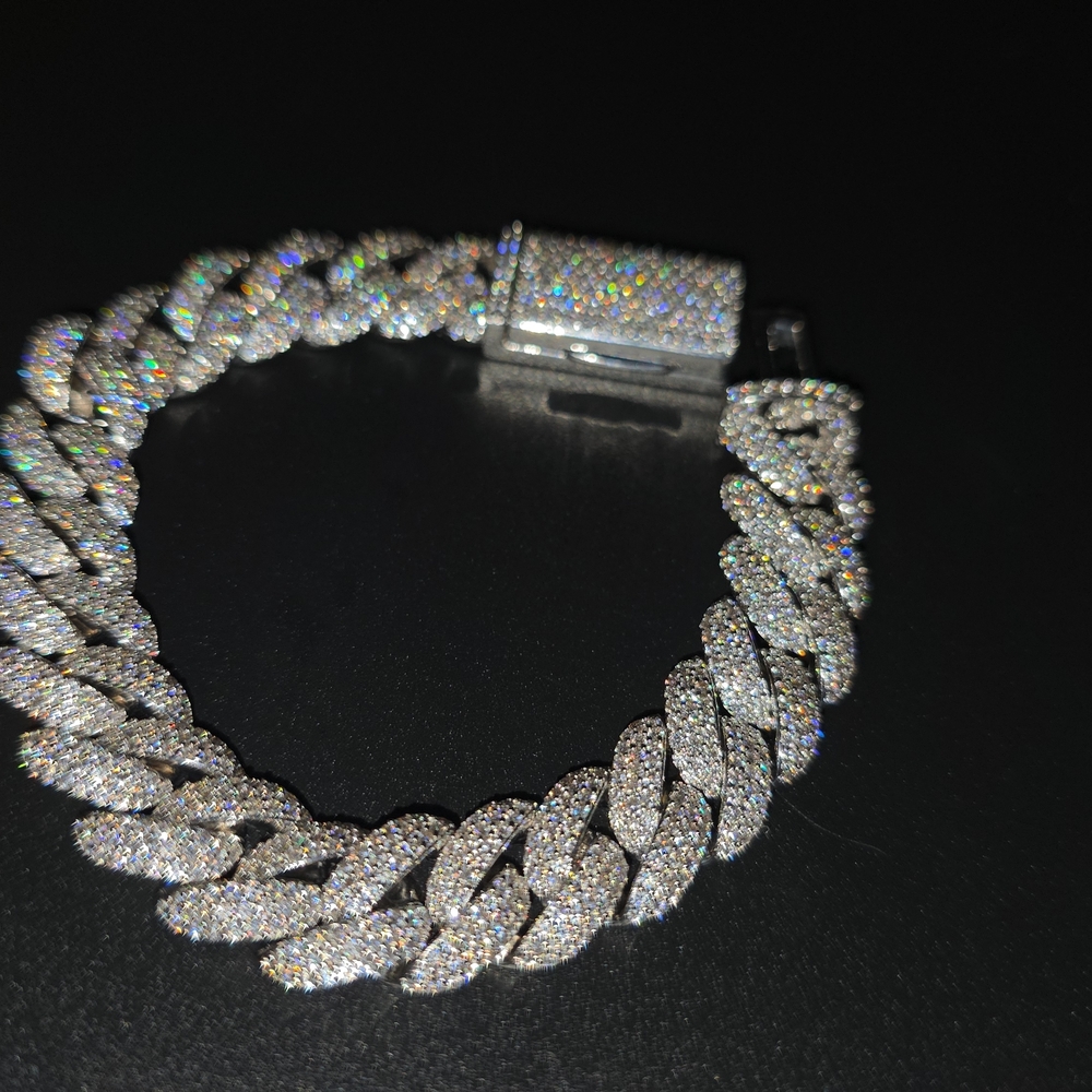 π₯ 12mm Moissanite Cuban Link Bracelet β S925 Solid Silver π₯ - Picture 2 of 6